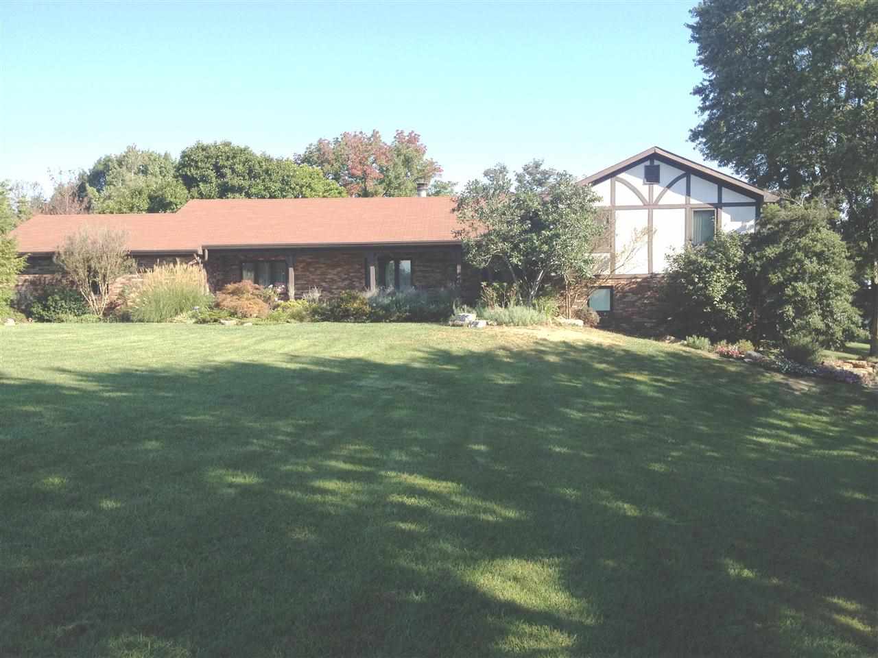 5169 Char Mar Ln, Evansville, IN 47720 photo 2