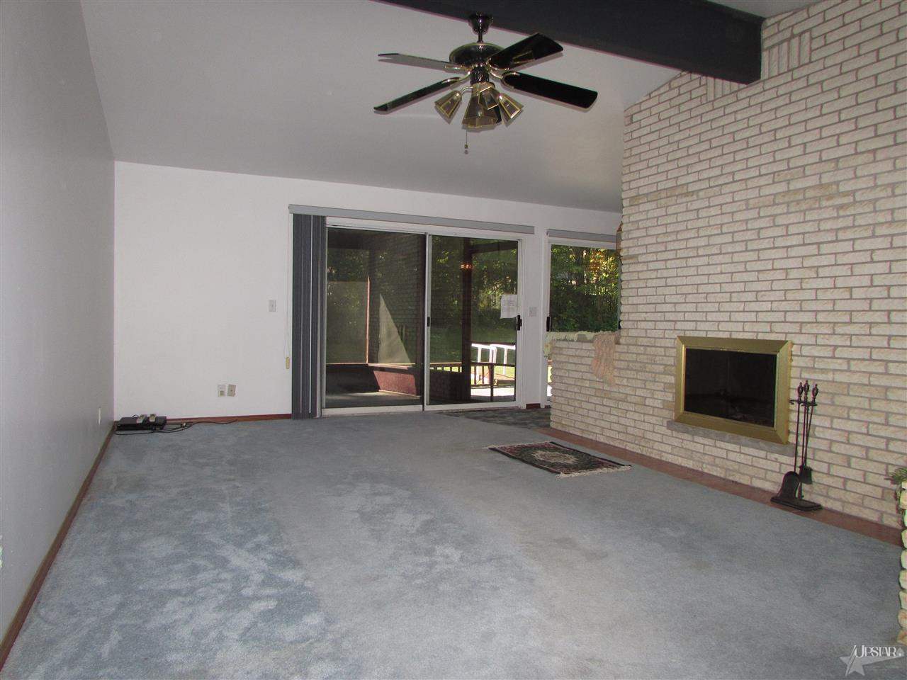 1300 E Ridgewood Dr, Columbia City, IN 46725 photo 4