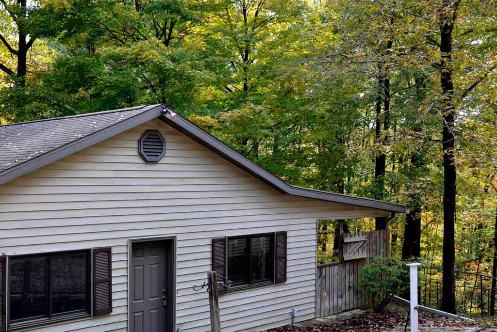 3902 E Stipp Rd, Bloomington, IN 47401 photo 2