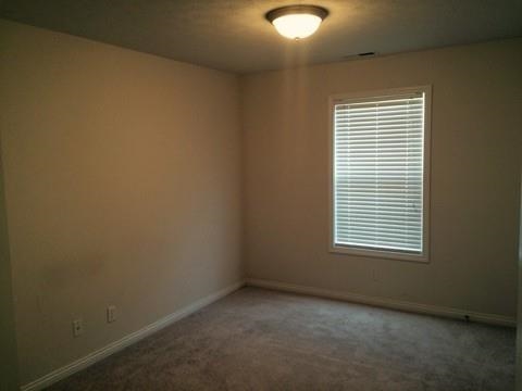 4949 Imperial Dr, Newburgh, IN 47630 photo 9