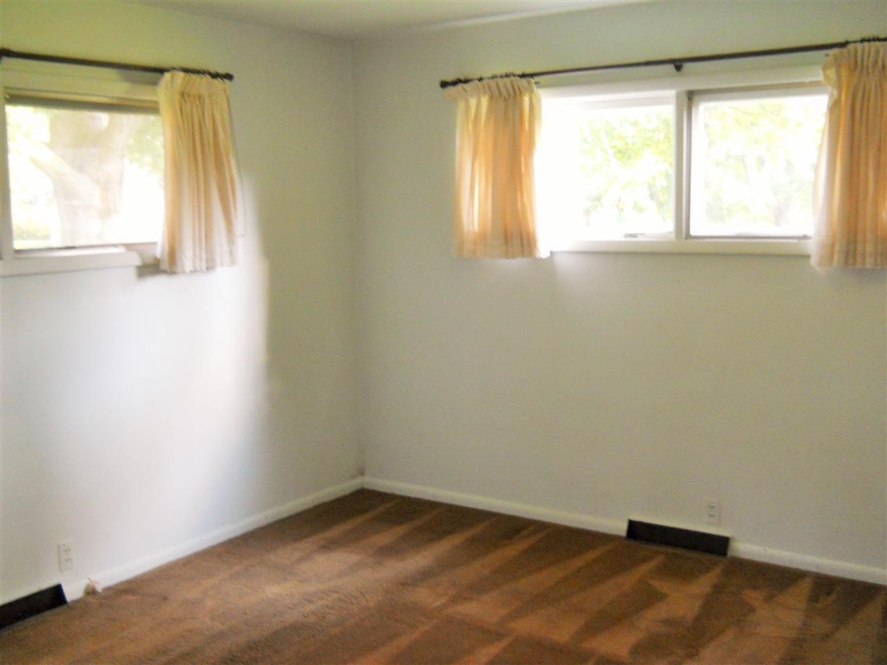 712 E 48th St, Marion, IN 46952 photo 11