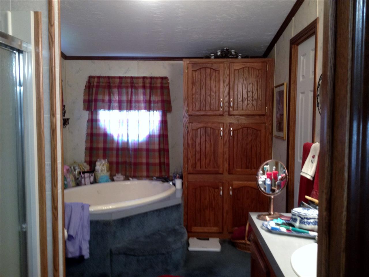 6700 David Dr, Chandler, IN 47610 photo 23