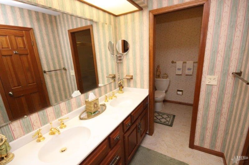 9509 Camberwell Dr, Fort Wayne, IN 46804 photo 14