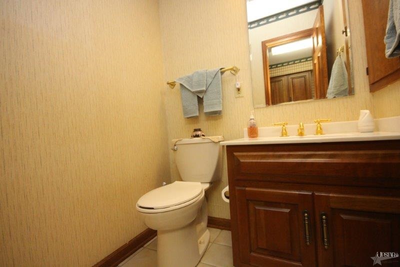 9509 Camberwell Dr, Fort Wayne, IN 46804 photo 17