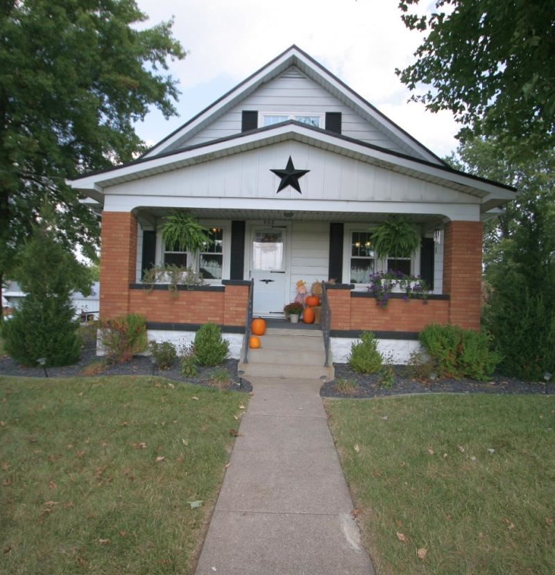 402 E 10th St, Ferdinand, IN 47532 photo 1