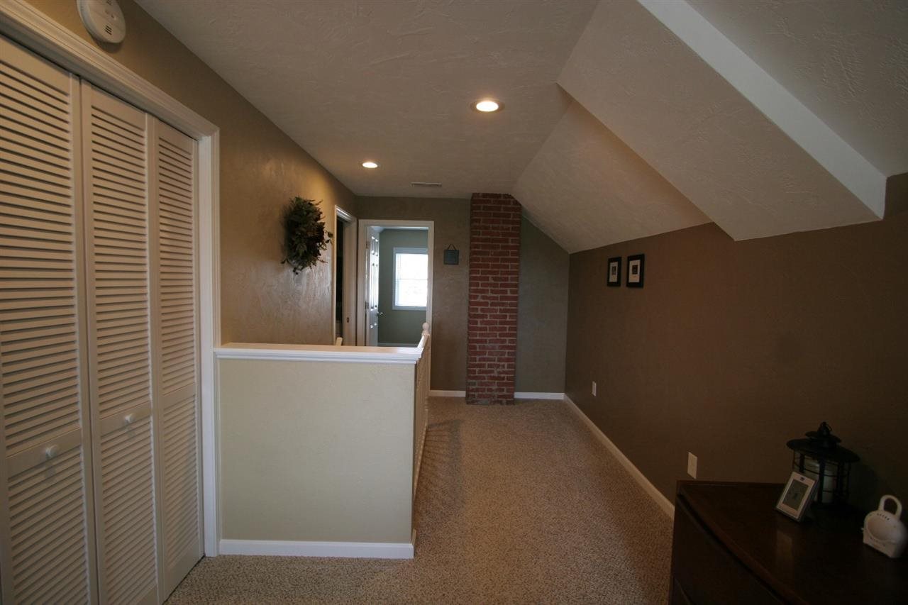 402 E 10th St, Ferdinand, IN 47532 photo 13