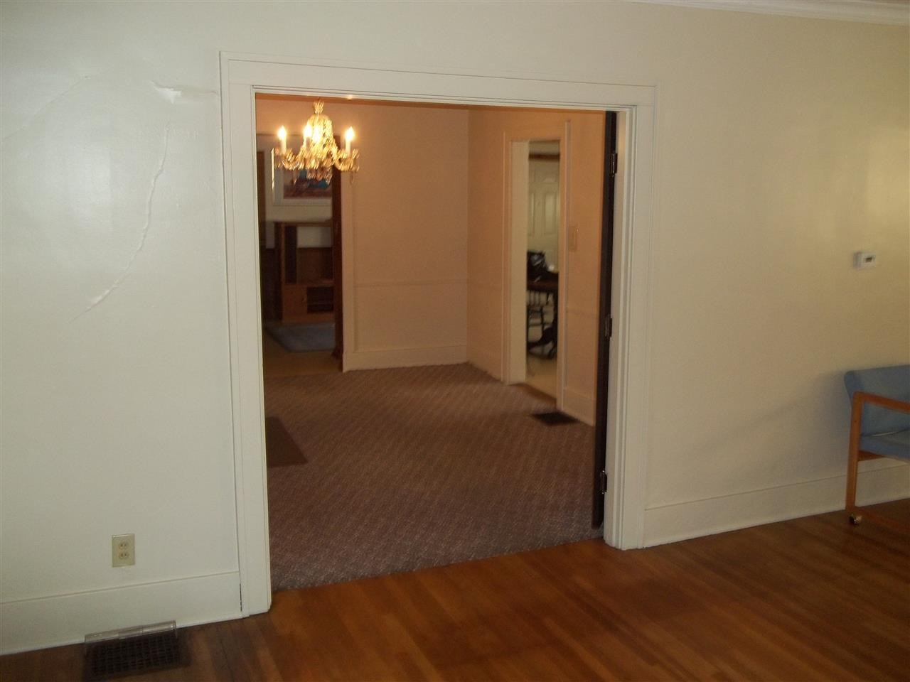 310 N Washington St, Marion, IN 46952 photo 5