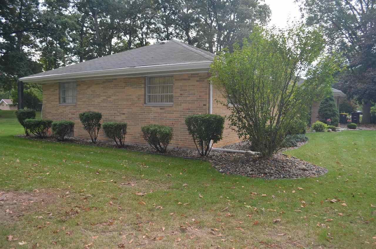 10924 W Rosewood Cir, Fort Wayne, IN 46845 photo 5