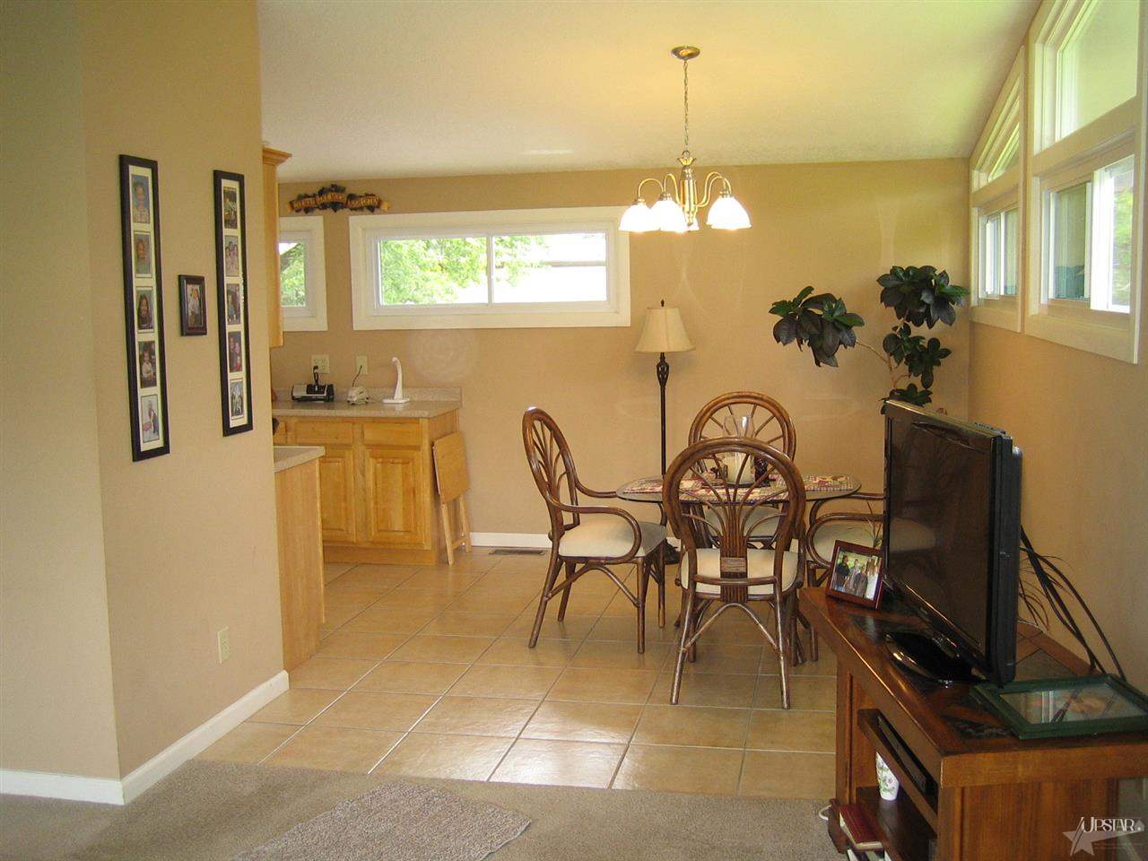 5407 Maurane Dr, Fort Wayne, IN 46804 photo 5