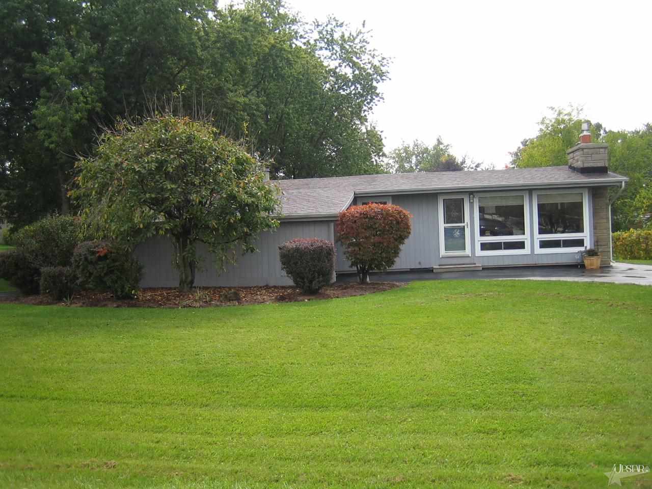5407 Maurane Dr, Fort Wayne, IN 46804 photo 1