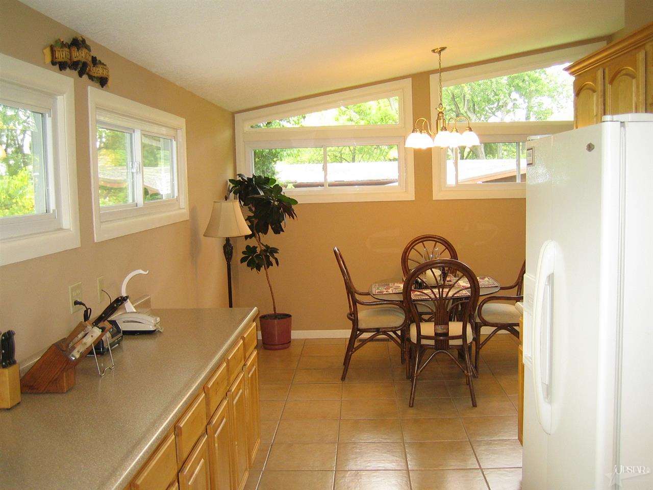 5407 Maurane Dr, Fort Wayne, IN 46804 photo 9