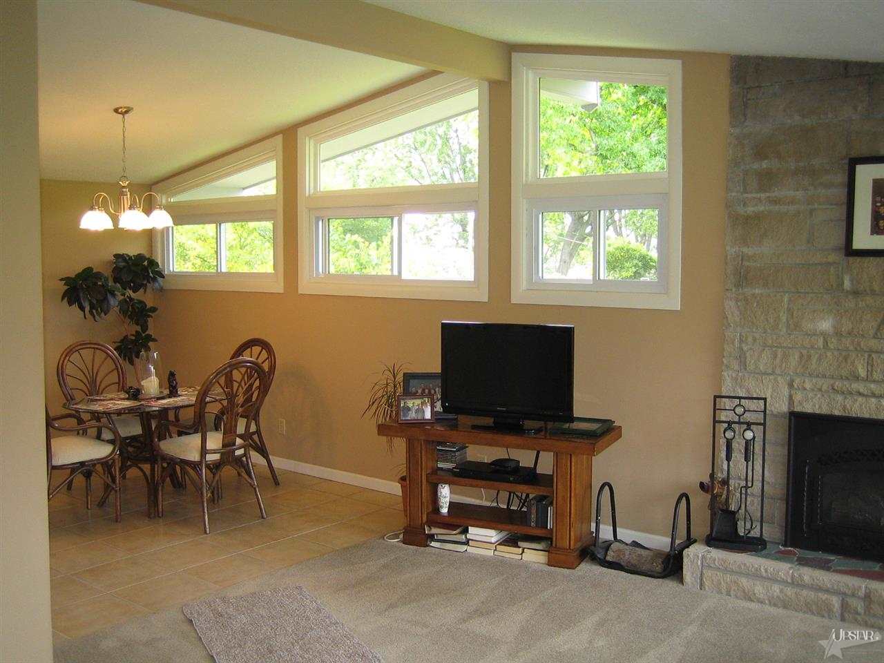 5407 Maurane Dr, Fort Wayne, IN 46804 photo 4