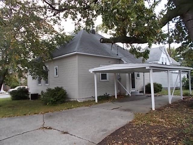 114 NE 4th, Washington, IN 47501 photo 3