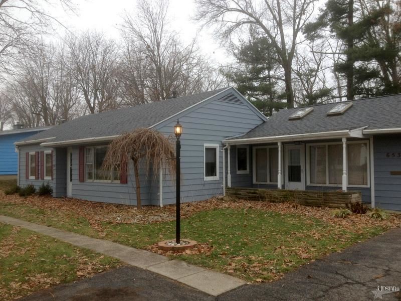6530 Maywood Cir, Fort Wayne, IN 46819 photo 2