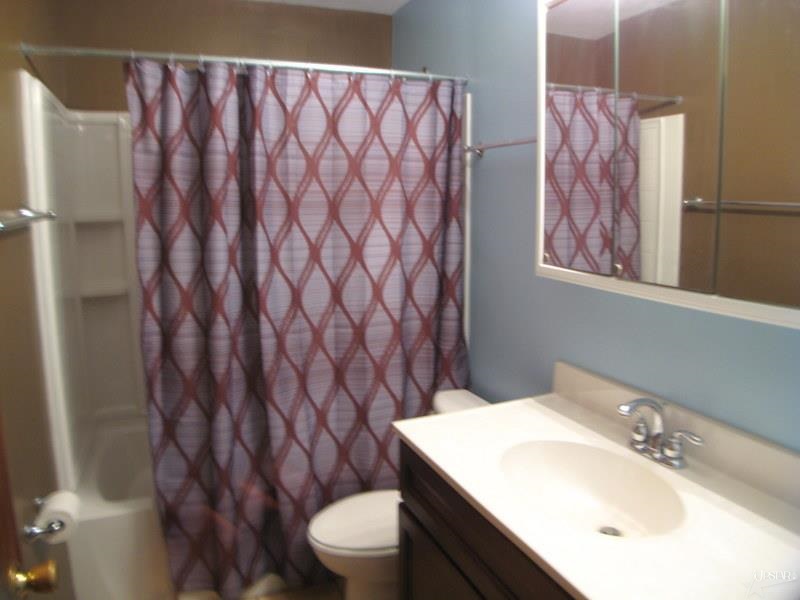 6530 Maywood Cir, Fort Wayne, IN 46819 photo 12