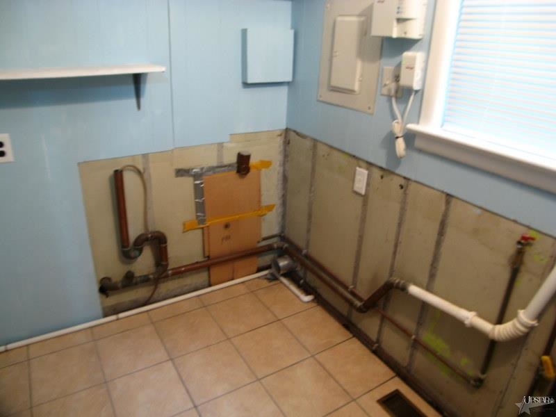 6530 Maywood Cir, Fort Wayne, IN 46819 photo 13