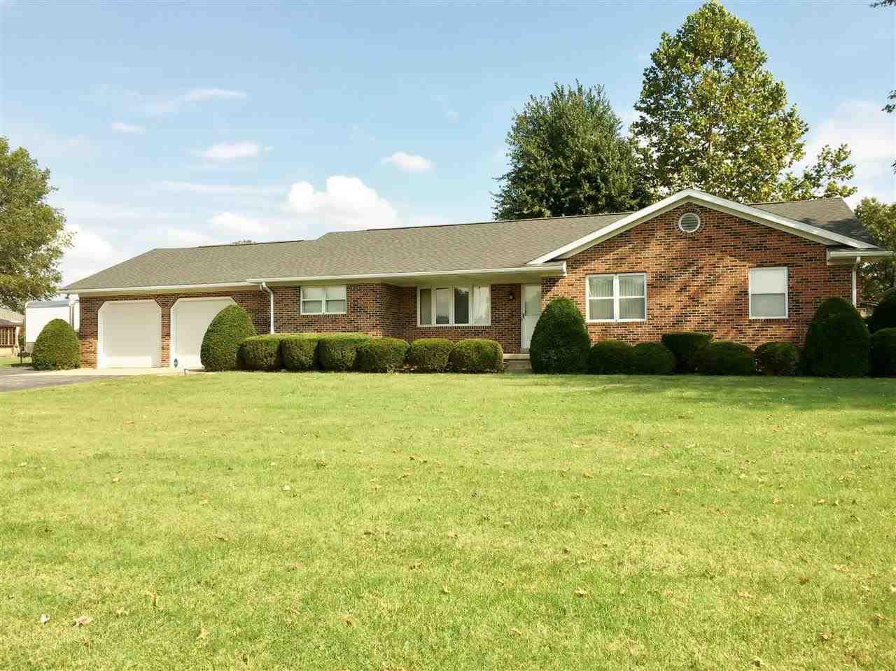 13315 Gilles Ln, Evansville, IN 47725 photo 2