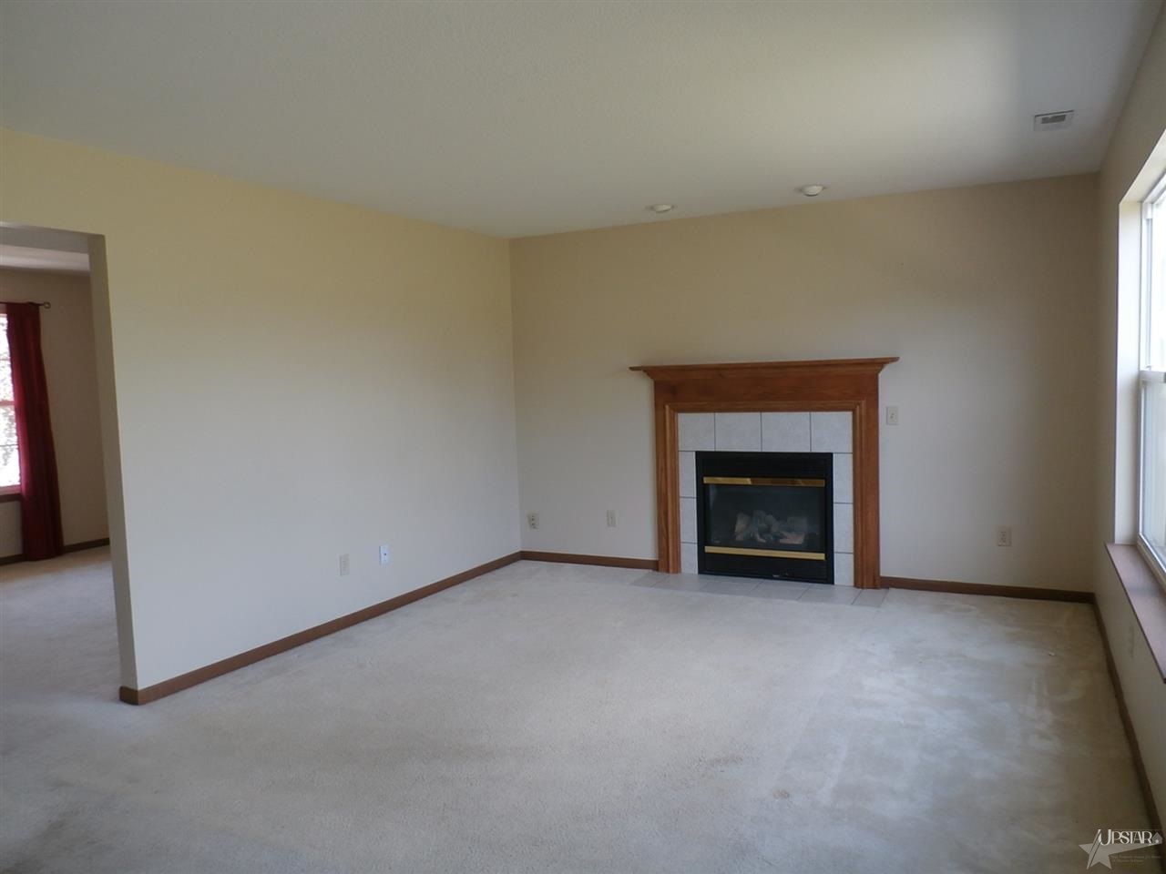 12530 Ivanhoe Ln, Fort Wayne, IN 46804 photo 2
