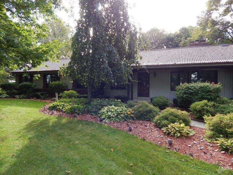 4040 S Meridian Rd, Bluffton, IN 46714 photo 3