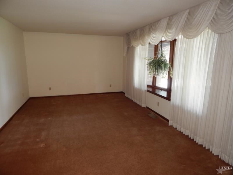 4040 S Meridian Rd, Bluffton, IN 46714 photo 4