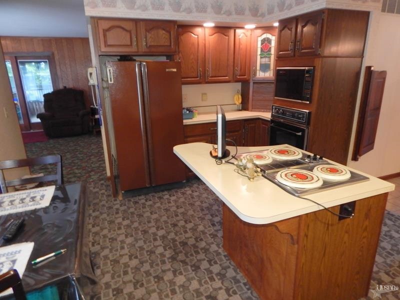 4040 S Meridian Rd, Bluffton, IN 46714 photo 11