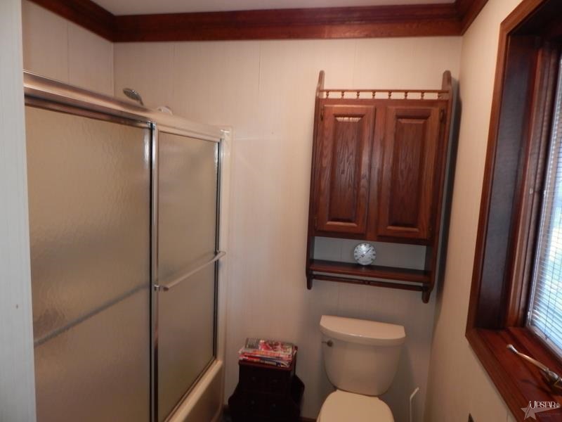 4040 S Meridian Rd, Bluffton, IN 46714 photo 18