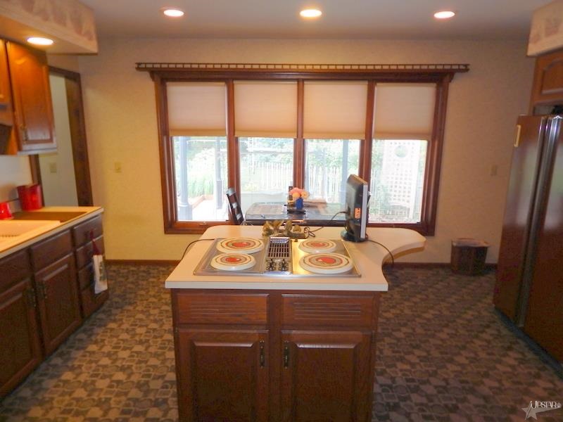 4040 S Meridian Rd, Bluffton, IN 46714 photo 9