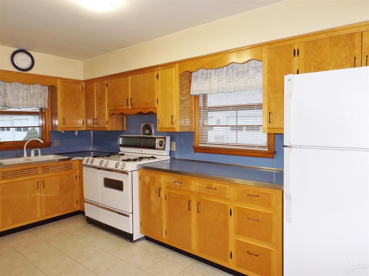 5120 Gardenview Ave, Fort Wayne, IN 46819 photo 5