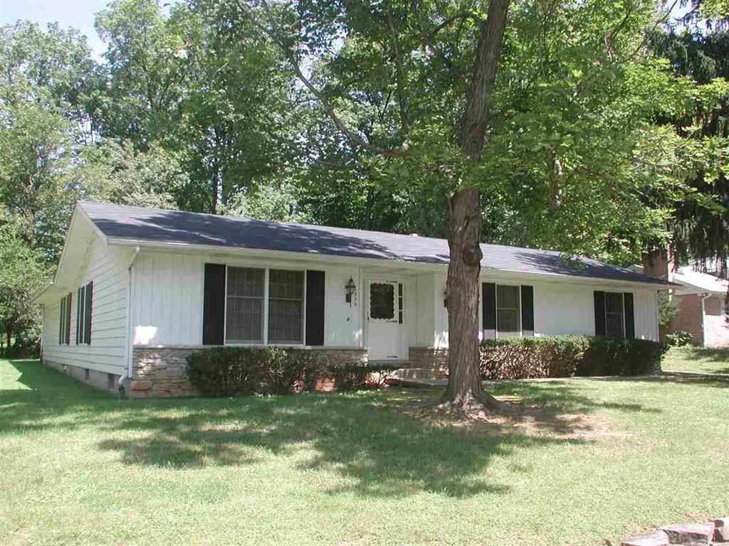 1929 E Southdowns Dr, Bloomington, IN 47401 photo 1