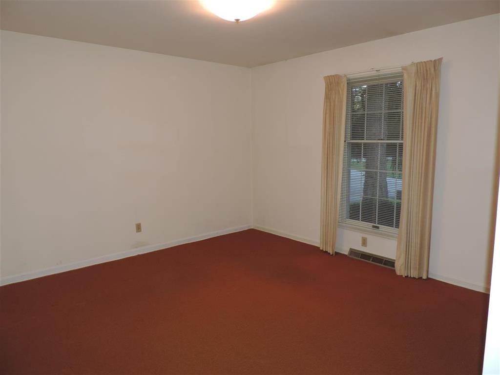 1929 E Southdowns Dr, Bloomington, IN 47401 photo 10