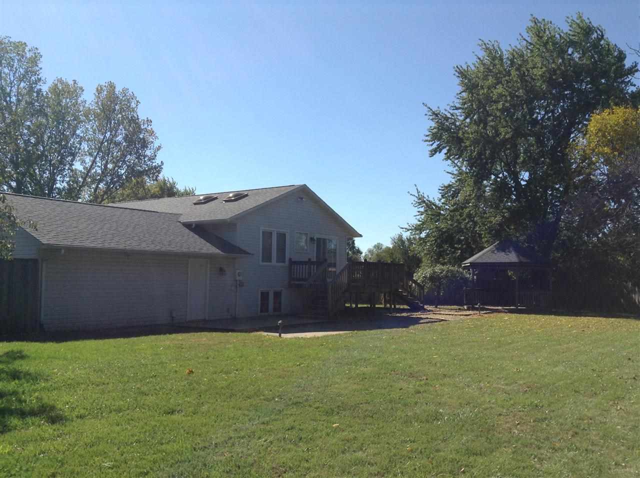 3219 Hendrickson Ln, Lafayette, IN 47909 photo 2