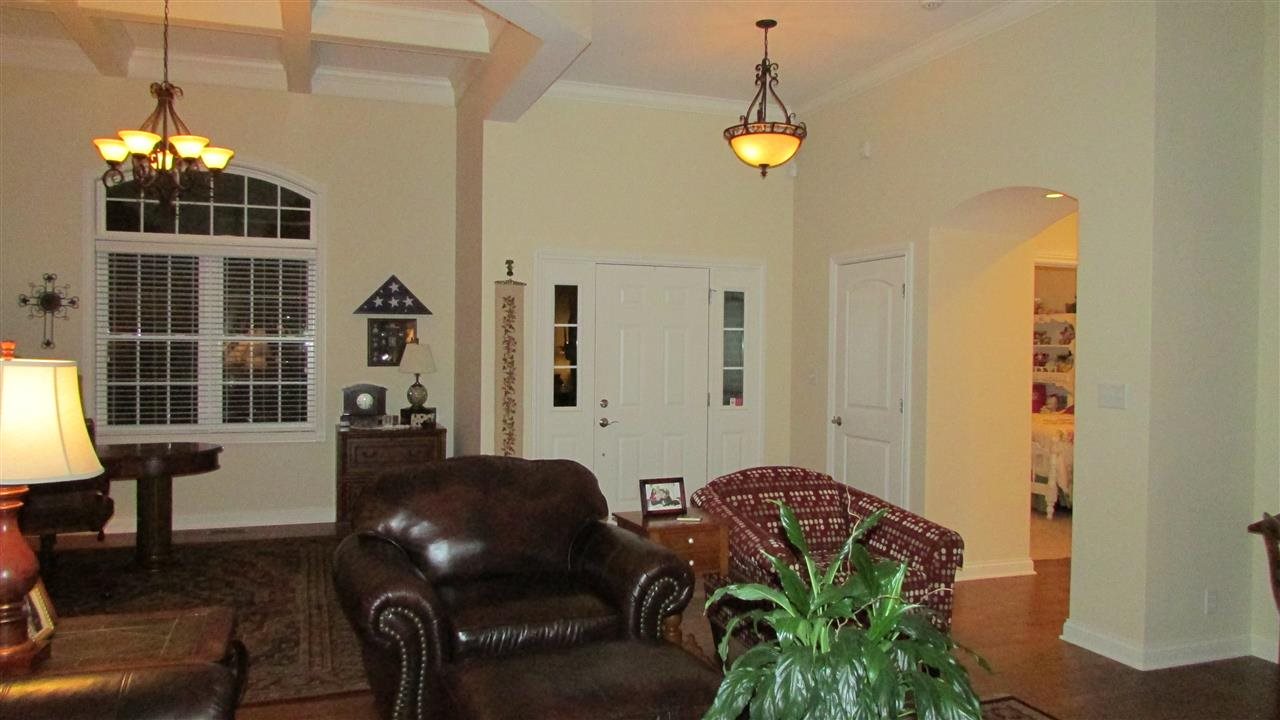 3203 Vierling Dr, Evansville, IN 47715 photo 2