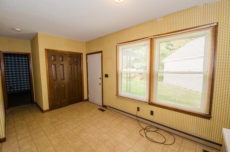1853 Wilber St, South Bend, IN 46628 photo 16