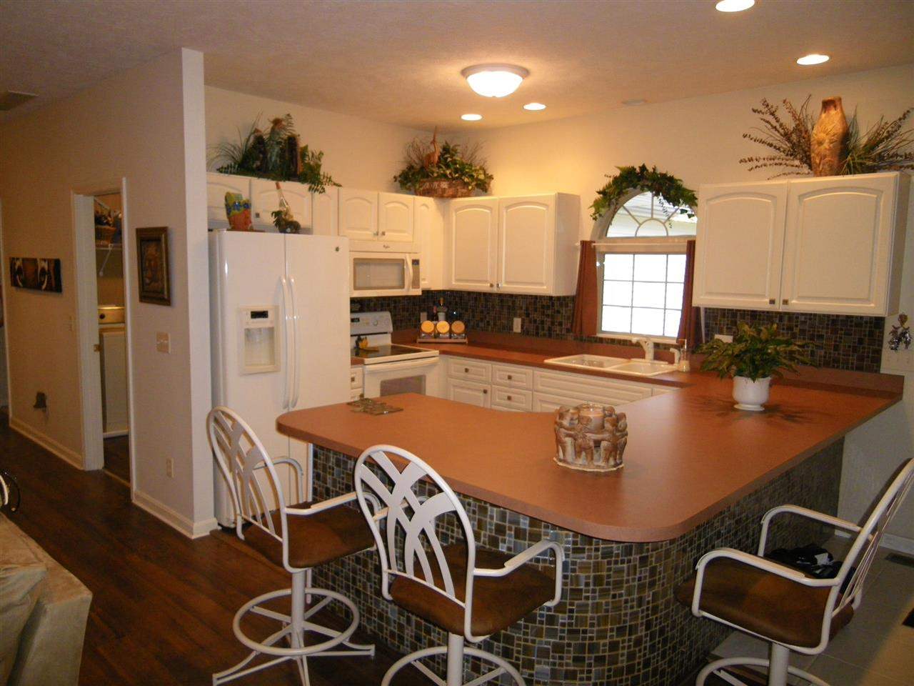 12041 Rosshire Dr, Evansville, IN 47725 photo 4