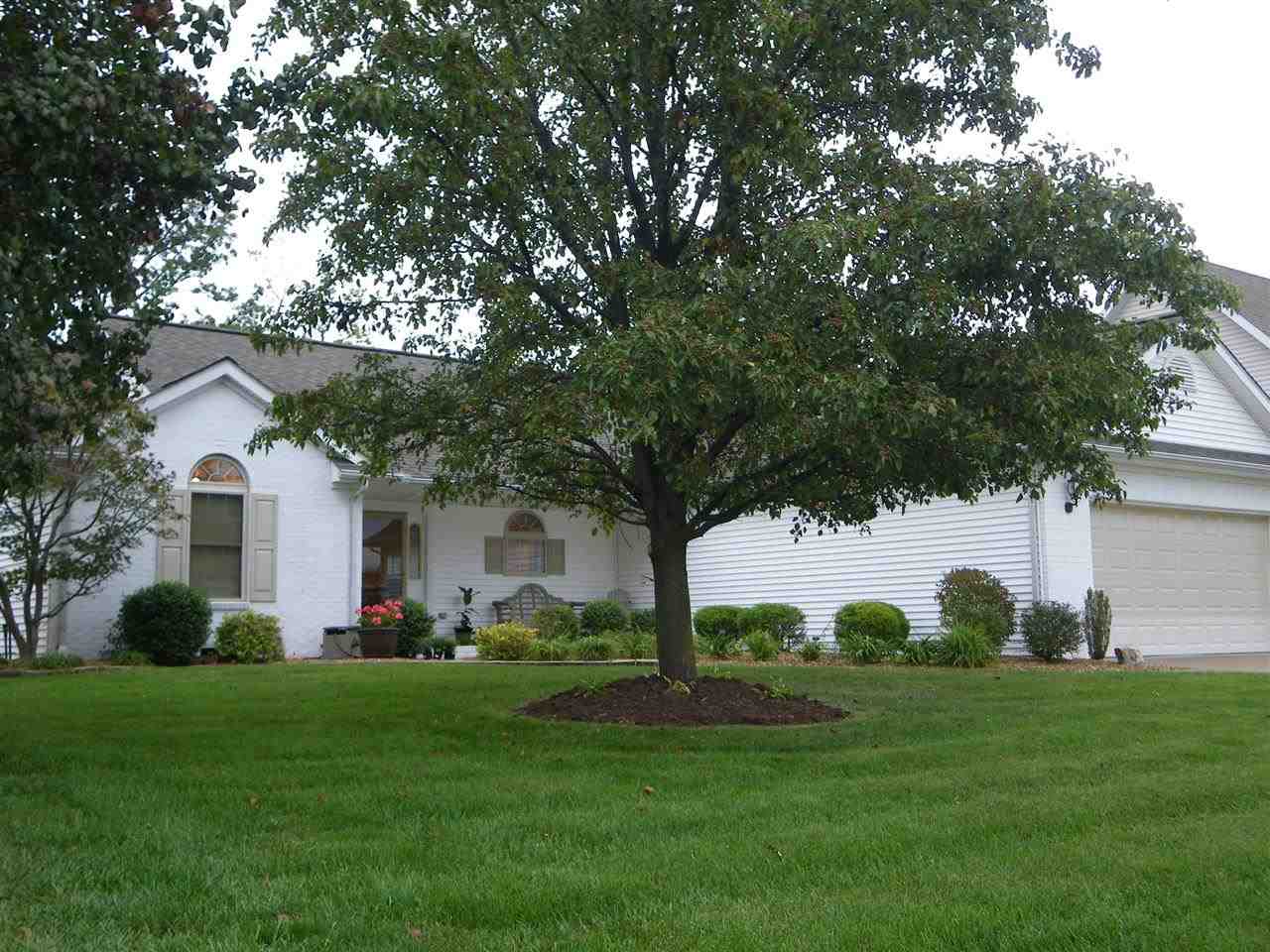 12041 Rosshire Dr, Evansville, IN 47725 photo 1