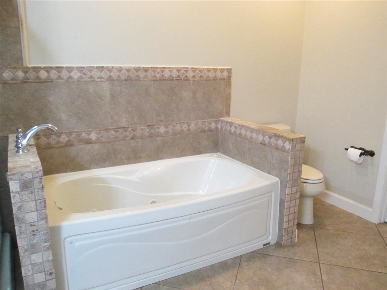11426 Darmstadt Rd, Evansville, IN 47725 photo 11