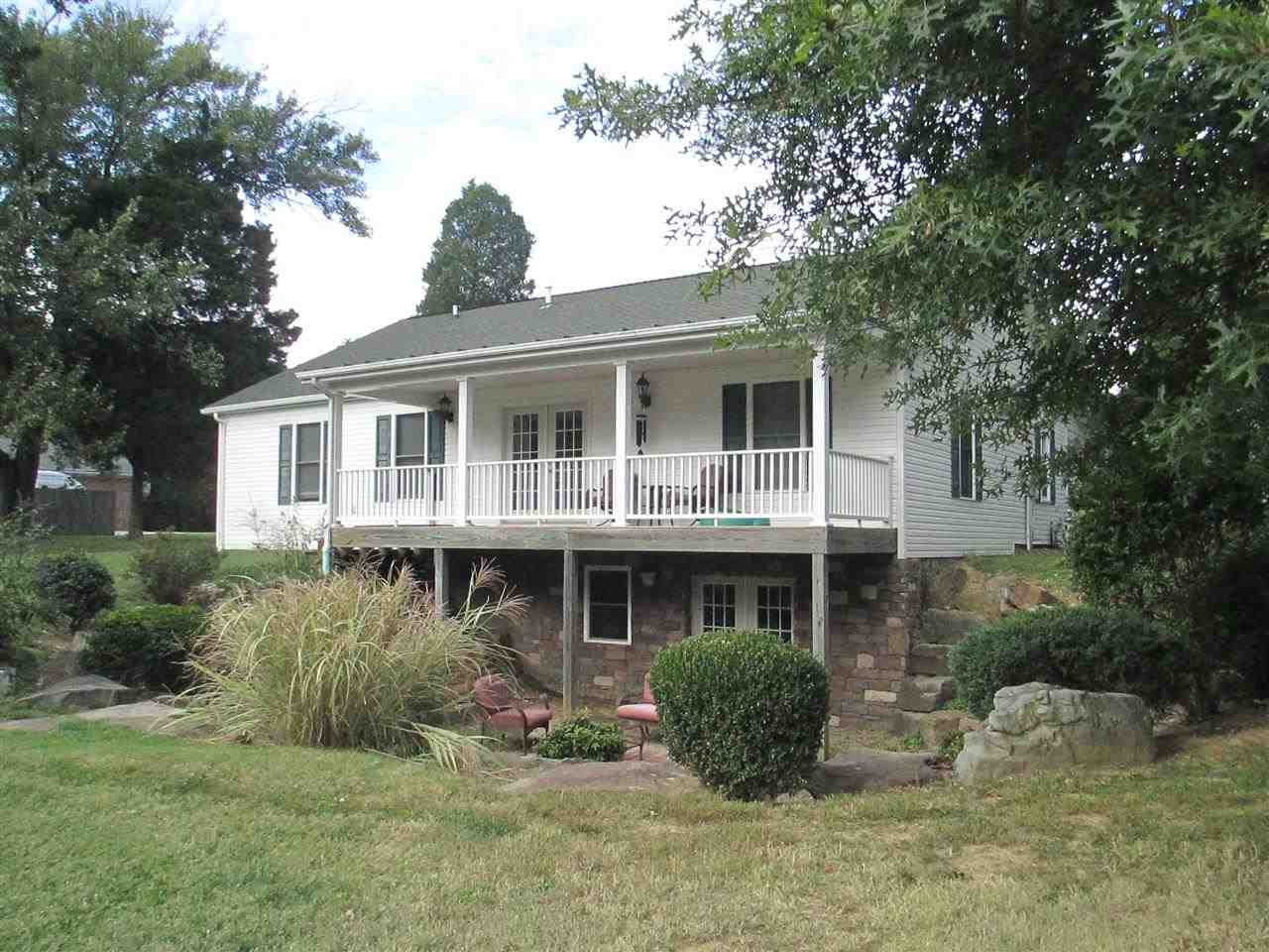 11426 Darmstadt Rd, Evansville, IN 47725 photo 2