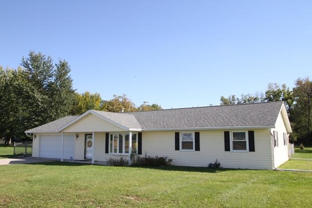 4605 W Royerton Rd, Muncie, IN 47304 photo 1