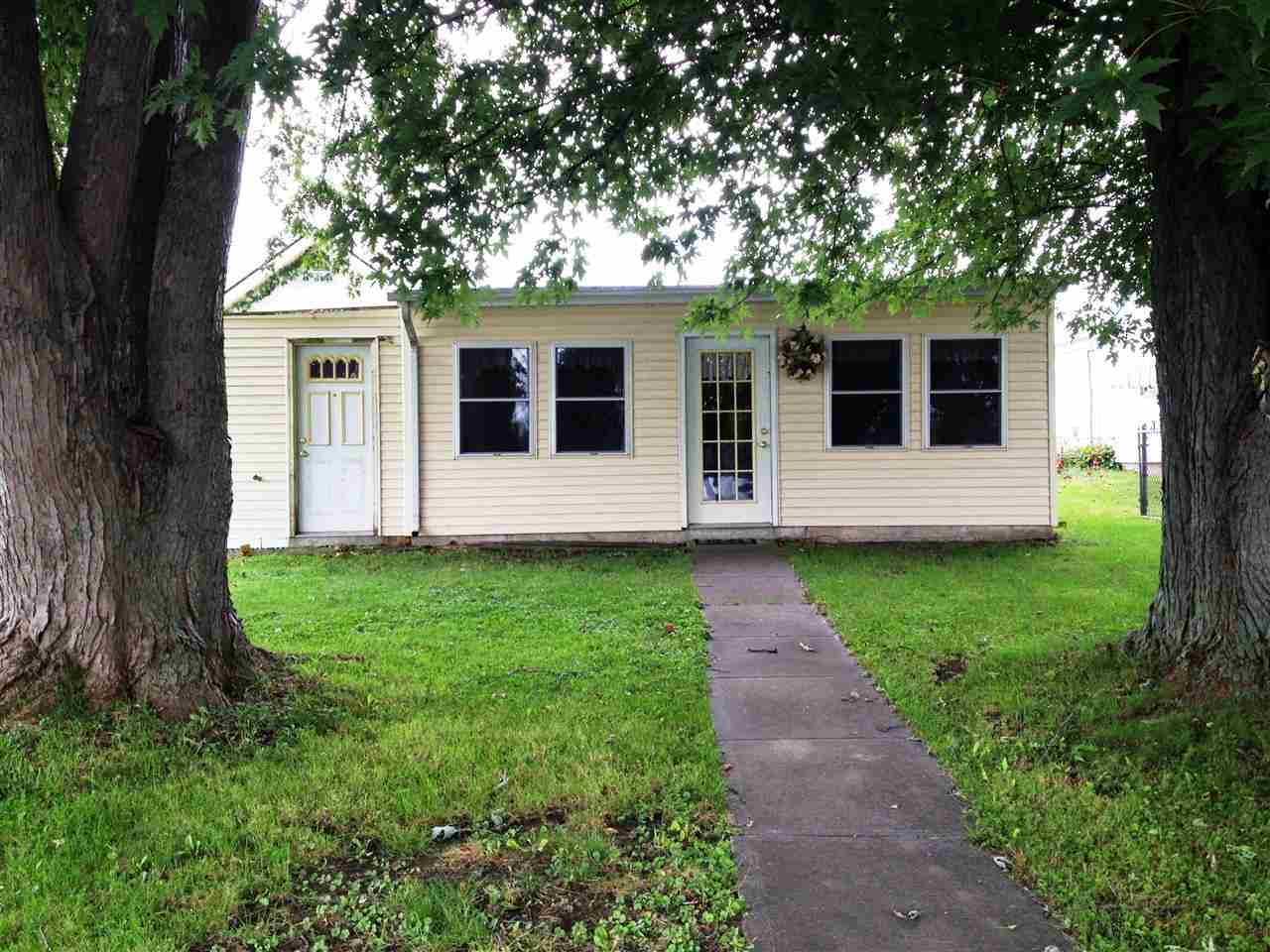 4935 N 290 W, Howe, IN 46746 photo 1