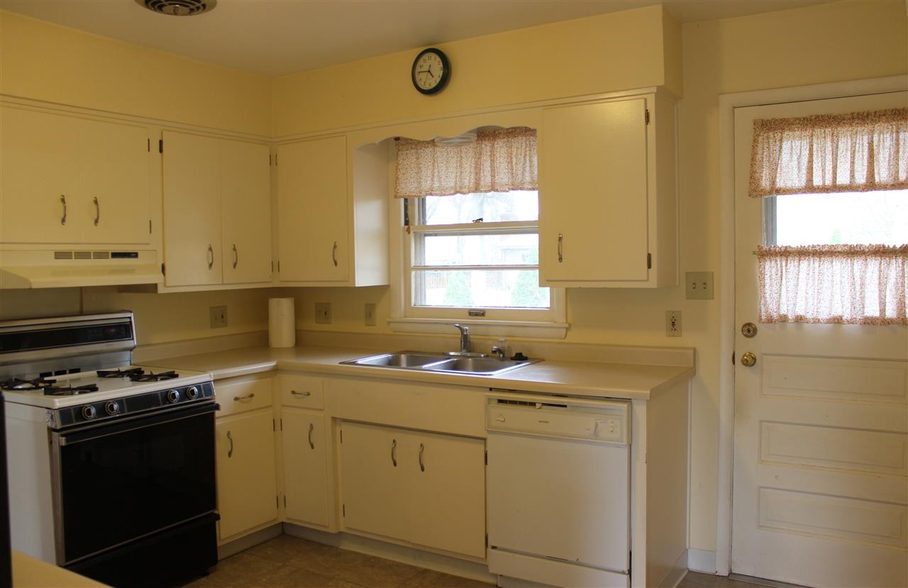 3334 Vernon Ave, Elkhart, IN 46514 photo 6