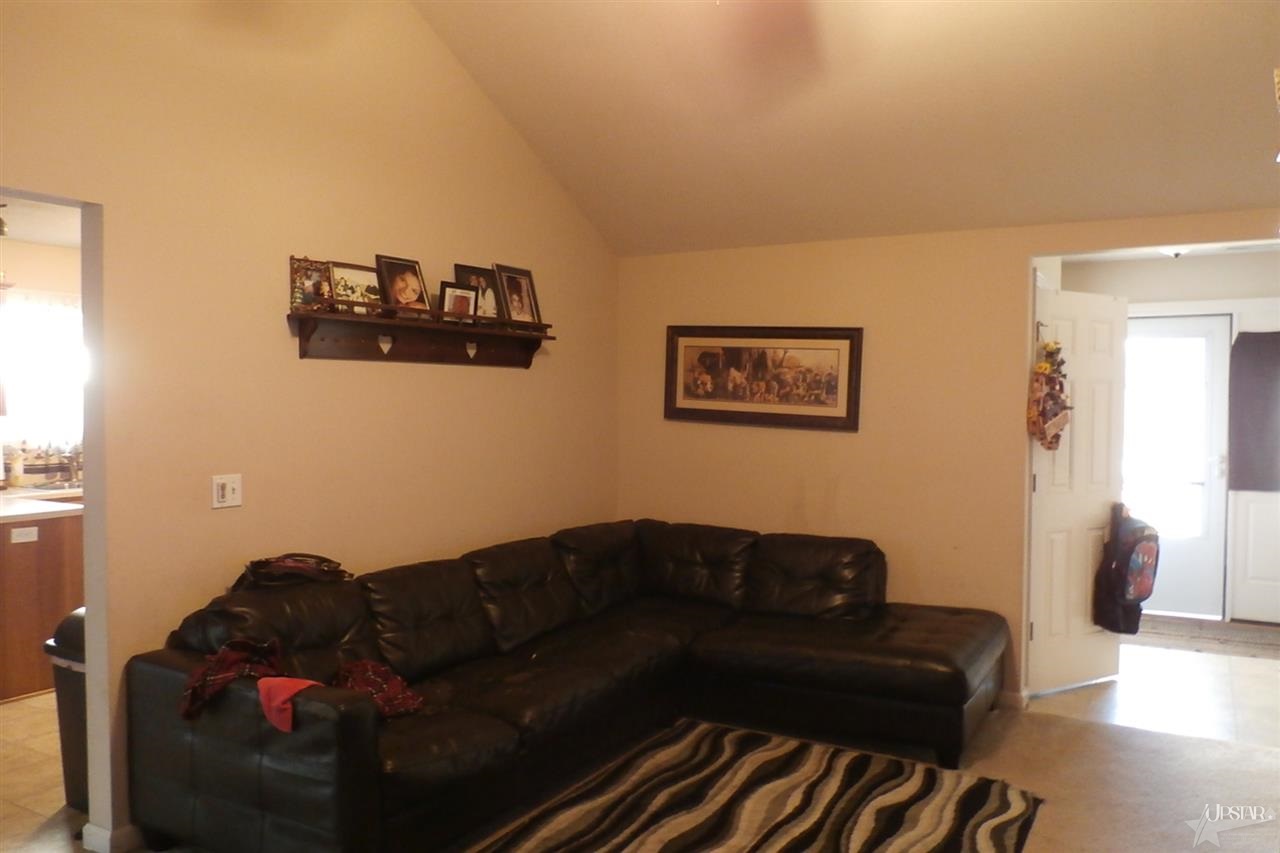 16325 Sunflower Blvd, Harlan, IN 46743 photo 2