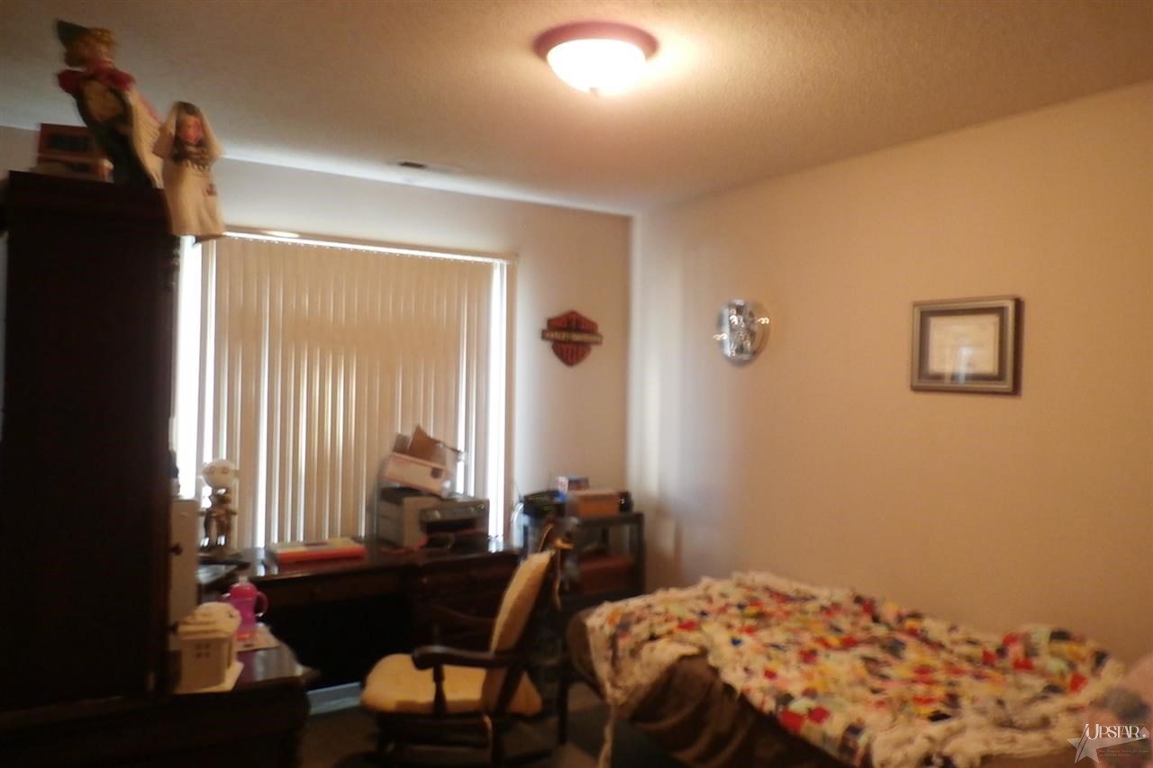16325 Sunflower Blvd, Harlan, IN 46743 photo 6