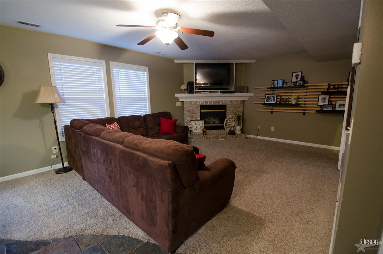 1737 Clifty Pkwy, Fort Wayne, IN 46808 photo 5