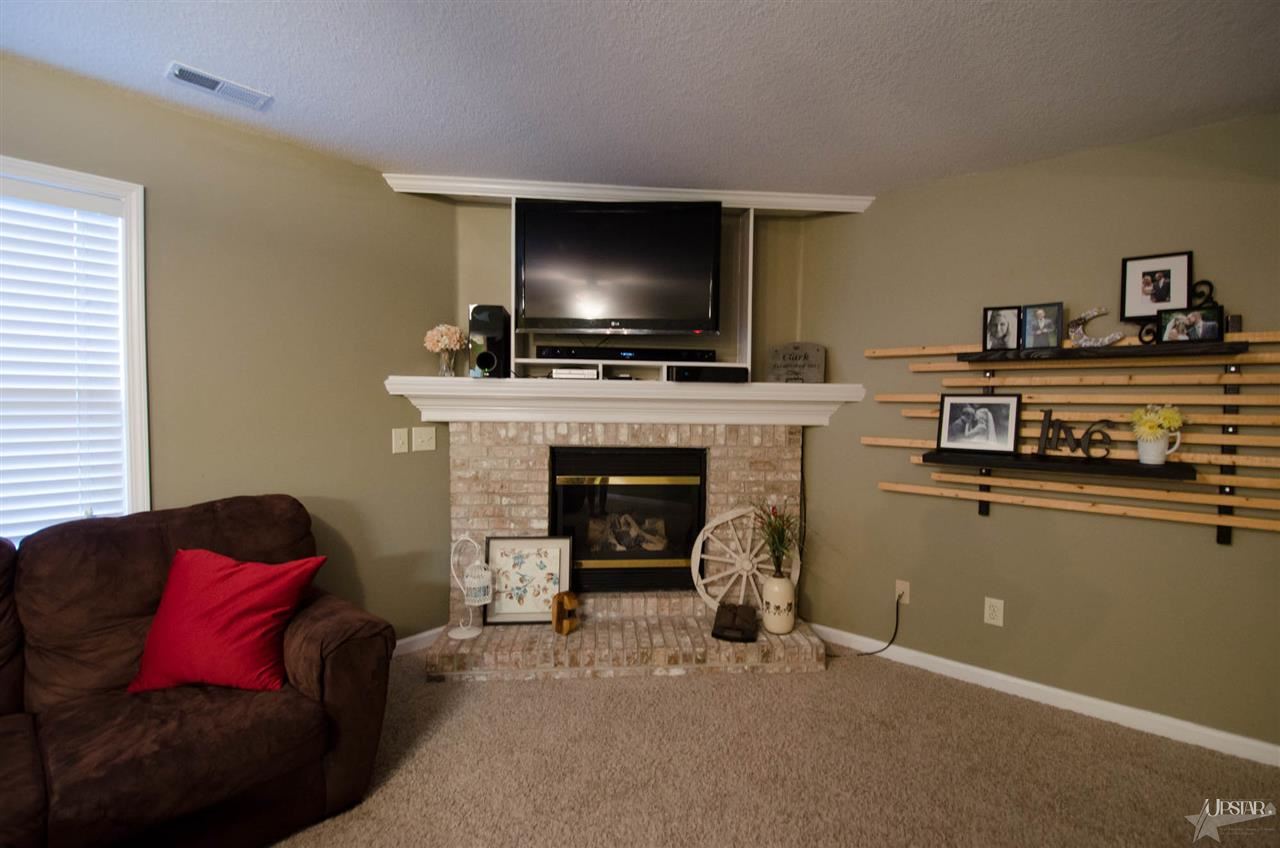 1737 Clifty Pkwy, Fort Wayne, IN 46808 photo 6