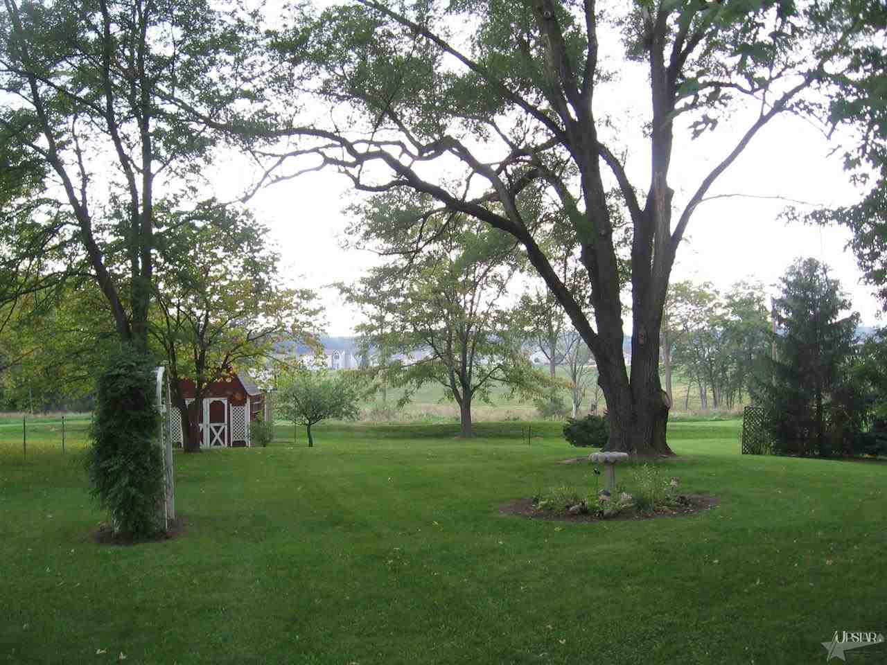 929 W Lincolnway, Columbia City, IN 46725 photo 3