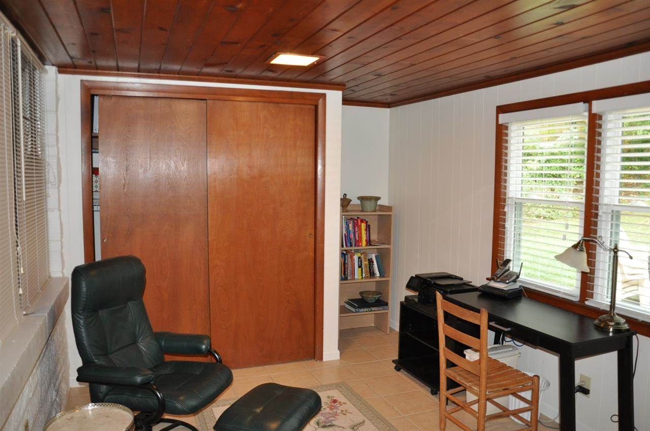 404 E Buena Vista Rd, Evansville, IN 47711 photo 19