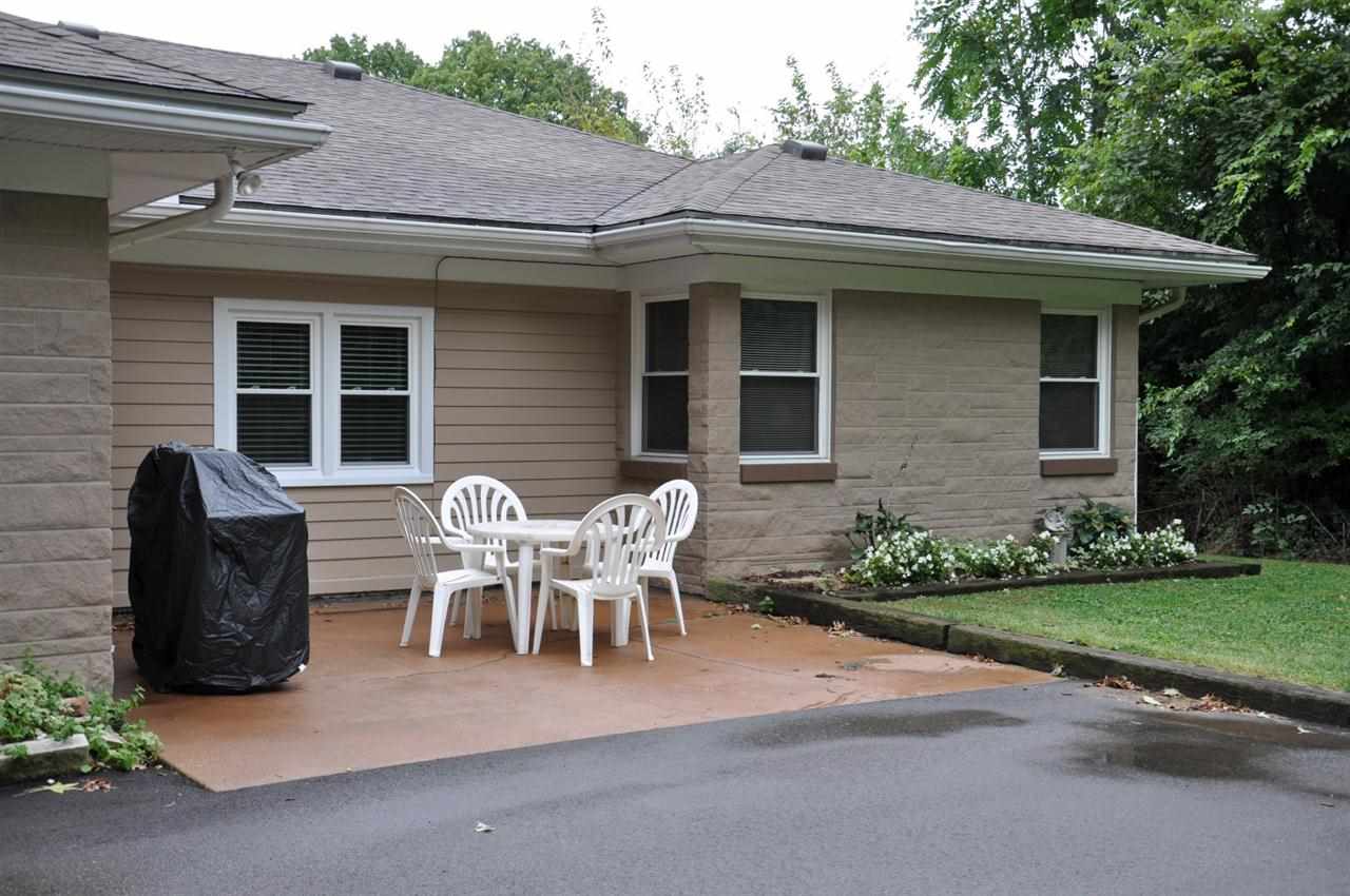 404 E Buena Vista Rd, Evansville, IN 47711 photo 28