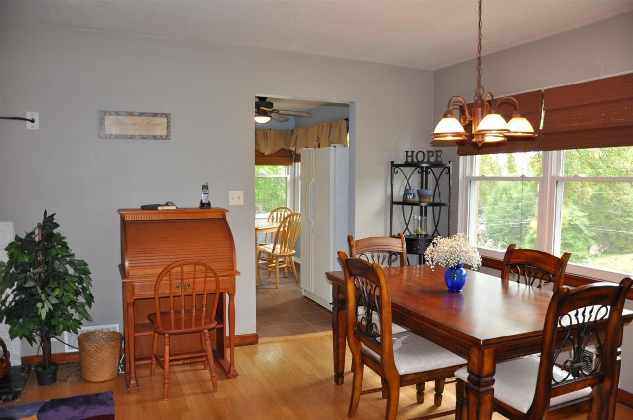 404 E Buena Vista Rd, Evansville, IN 47711 photo 12