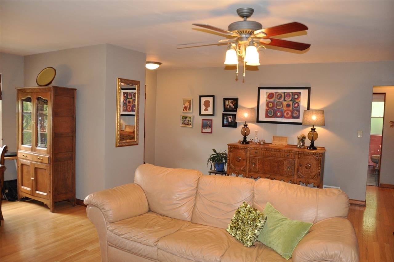 404 E Buena Vista Rd, Evansville, IN 47711 photo 10