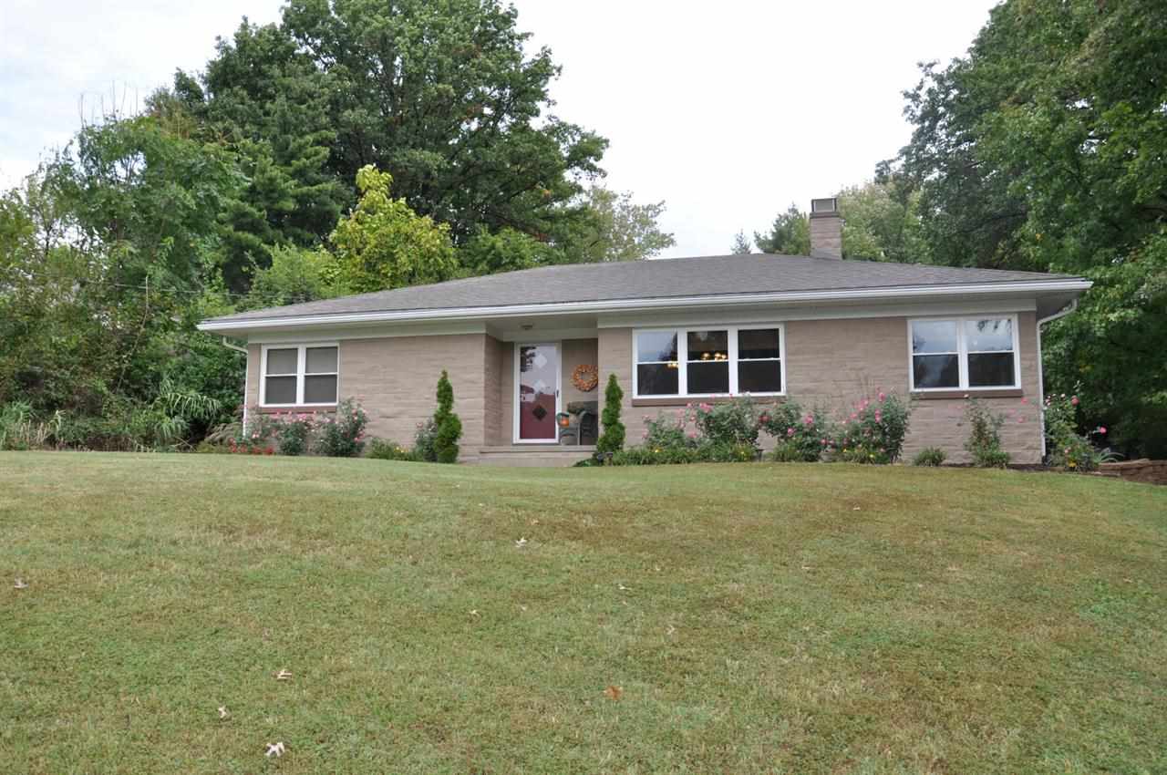 404 E Buena Vista Rd, Evansville, IN 47711 photo 8